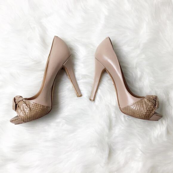 Badgely Mischka Taban Snakeskin beige tan high heel Size 8 - Picture 7 of 9